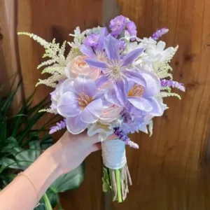 Hoa cưới Tulip tím phối hoa Hạnh Phúc và Hoa Sao Xanh