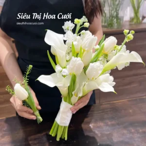 Hoa cưới Tulip trắng kết hợp hoa Rum Hà Lan